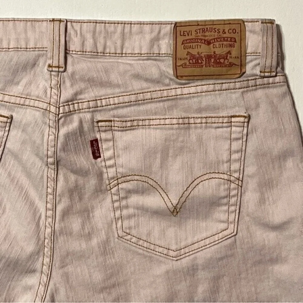 Levis Superlow 518 Womens Size 17 Pink Denim Shorts Low Rise Frayed Hem 36 Waist
